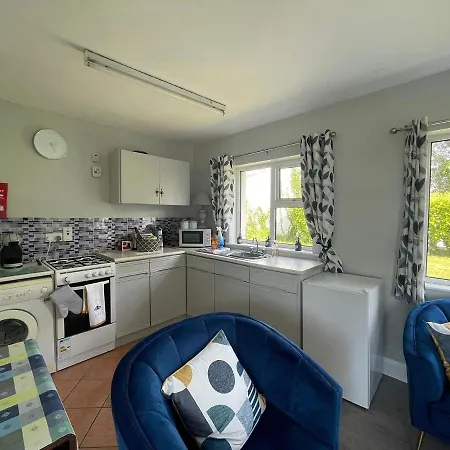 度假居 Fernfield *